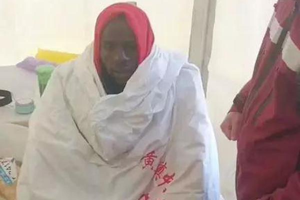 队报：法丙队瓦朗谢纳推出足球小将主题客场球衣
